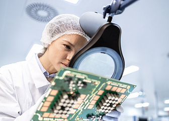 Сборщик радиодеталей
